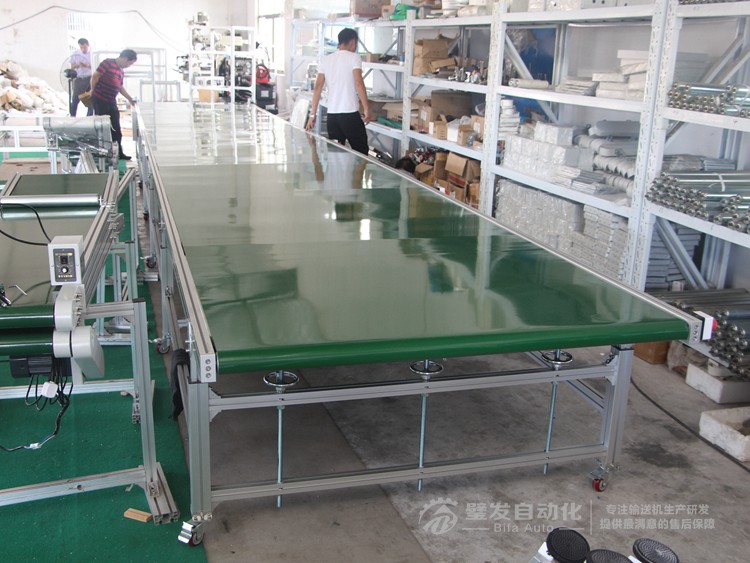 1500W10000L標(biāo)準(zhǔn)大線結(jié)構(gòu)皮帶輸送機(jī)