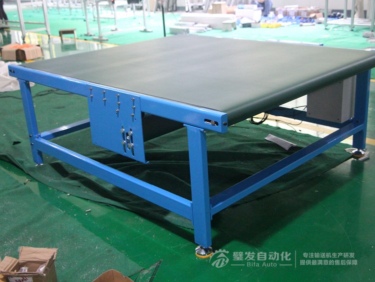 藍(lán)色碳鋼烤漆大線結(jié)構(gòu)皮帶輸送機(jī) 藍(lán)色碳鋼烤漆大線結(jié)構(gòu)皮帶輸送機(jī)