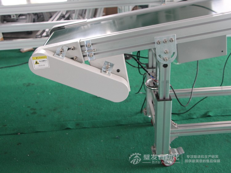 小型皮帶輸送機(jī) 小型皮帶輸送機(jī)