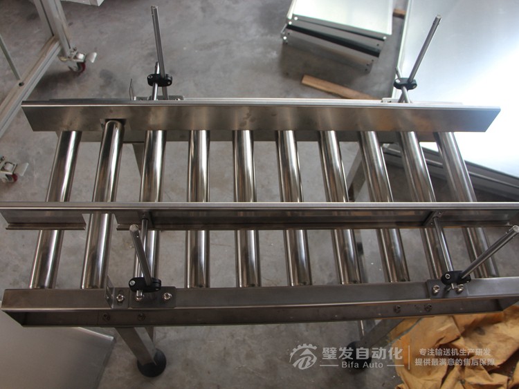 無動(dòng)力滾筒輸送機(jī)