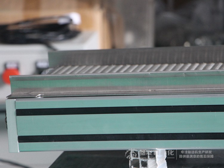 小型型材結(jié)構(gòu)不銹鋼網(wǎng)鏈輸送機(jī) 小型型材結(jié)構(gòu)不銹鋼網(wǎng)鏈輸送機(jī)