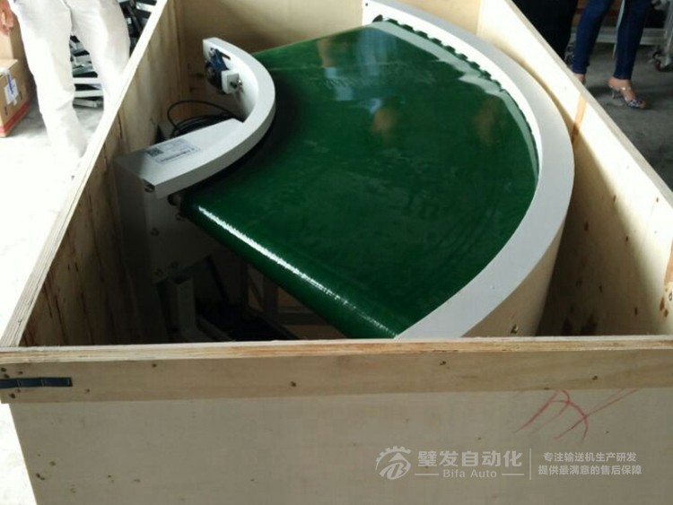 90度皮帶轉(zhuǎn)彎機 90度皮帶轉(zhuǎn)彎機