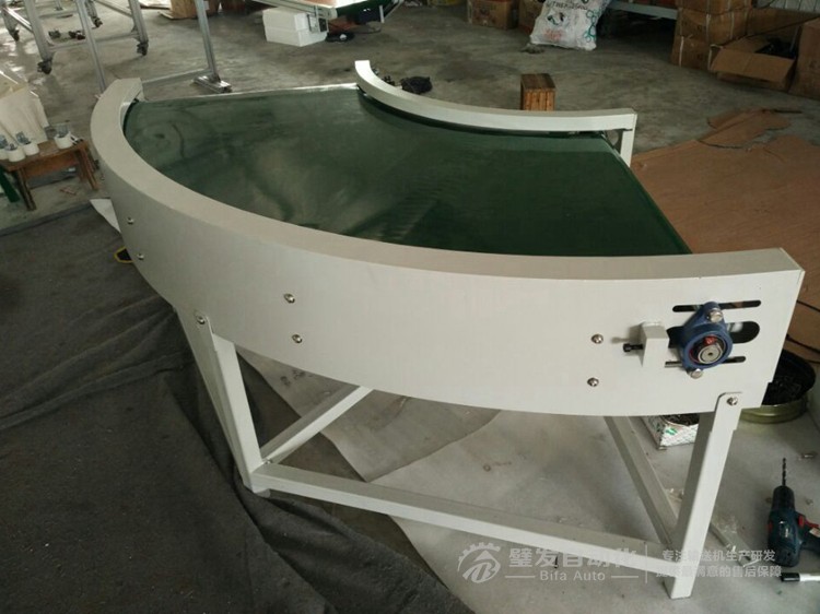 90度皮帶轉(zhuǎn)彎機 90度皮帶轉(zhuǎn)彎機