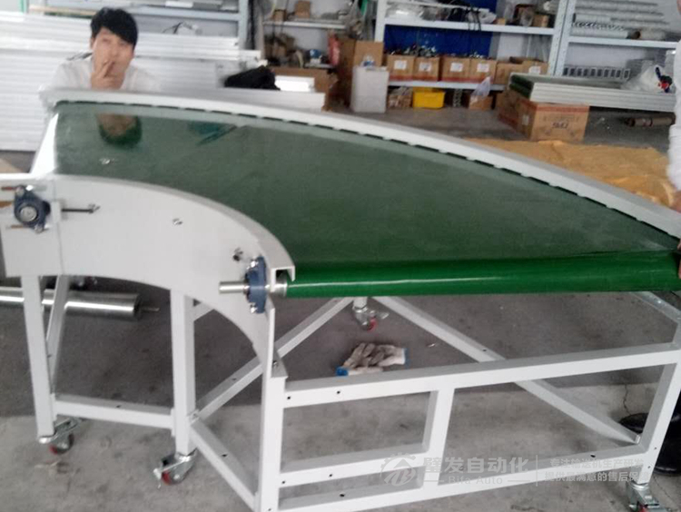 90度轉彎輸送機 90度轉彎輸送機