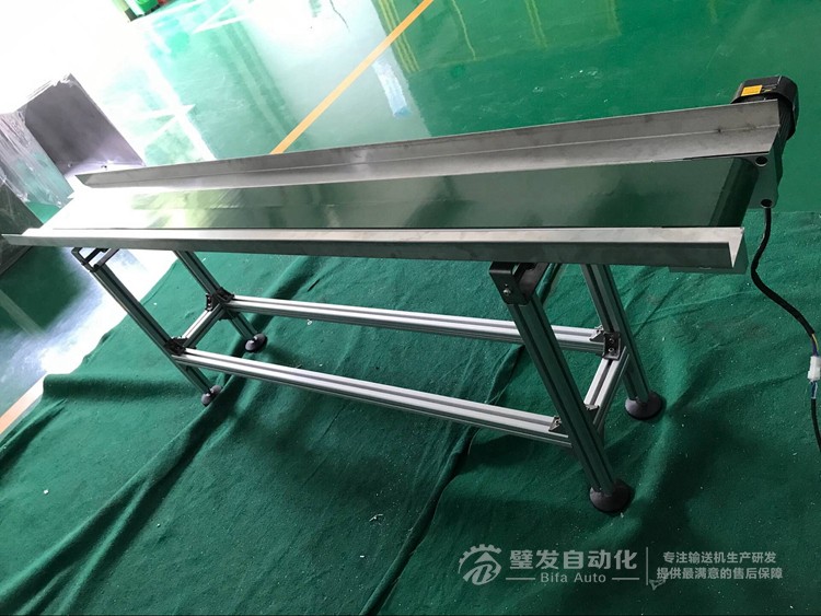 非標(biāo)普通電機(jī)直連皮帶機(jī)